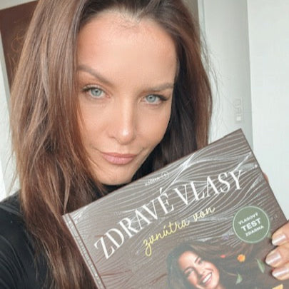 ZDRAVÉ VLASY zevnitř ven (česky, 224 stran)